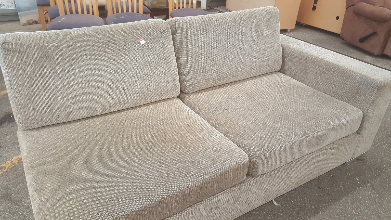 Reuse-Shop-couch